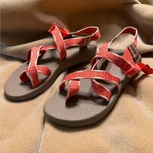 Chaco Z2  sandals Size 9 Shell Pink
